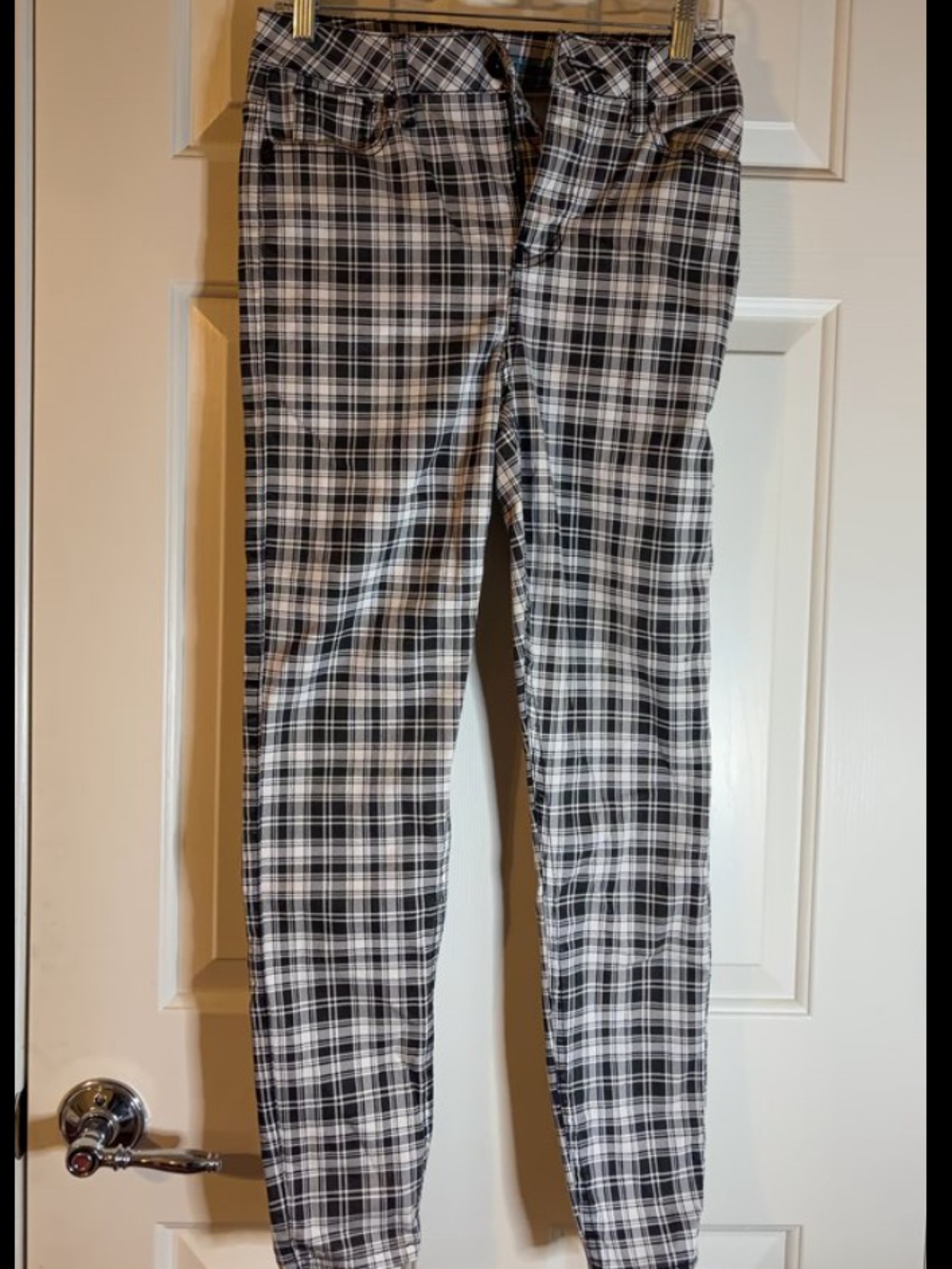 Black and White Plaid Slim Pants